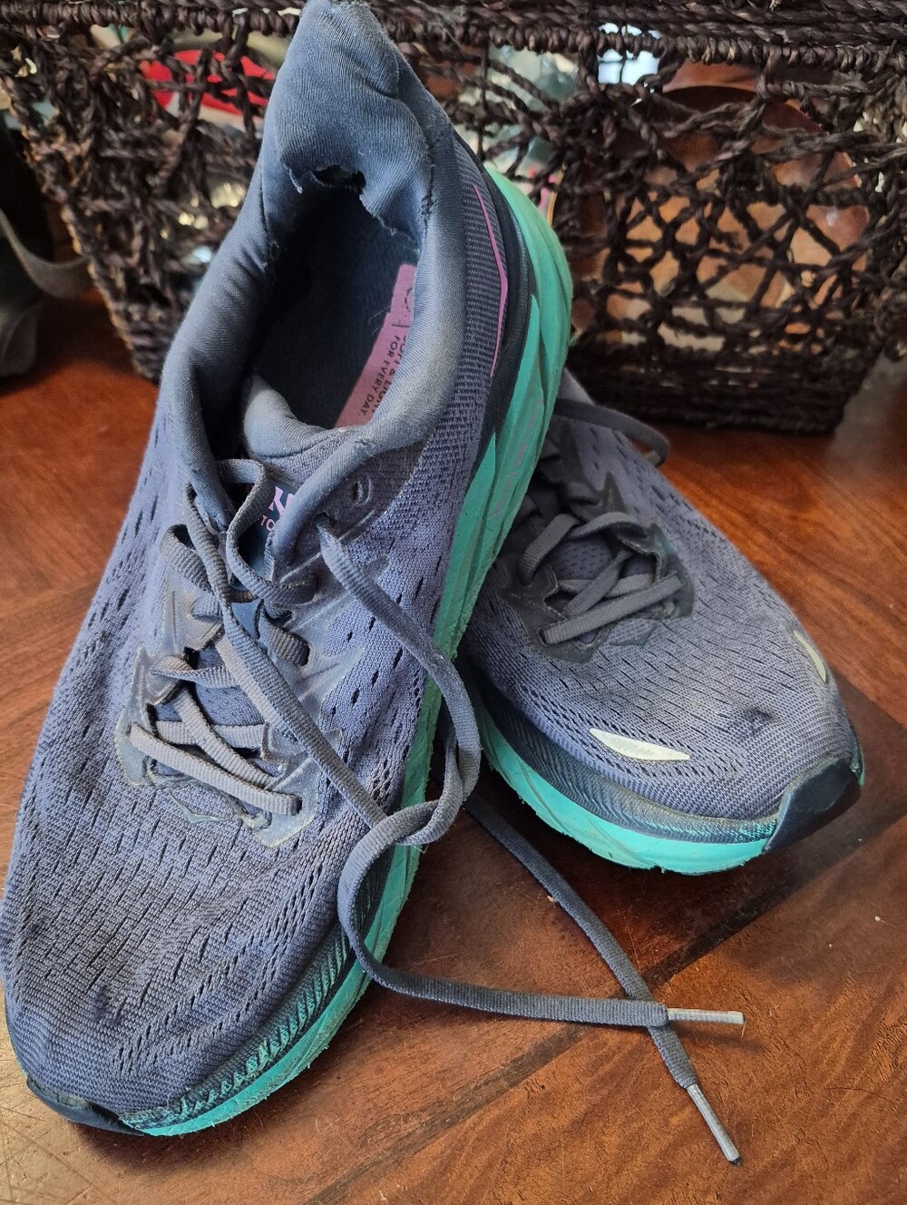 Womens HOKA Sneakers Vintage Distressed Thrashed Costume Well Worn Sz 8 Sneaker